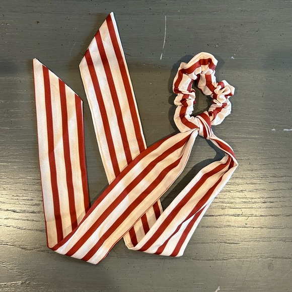 Striped Scarf Scrunchie - Picture 5 of 5
